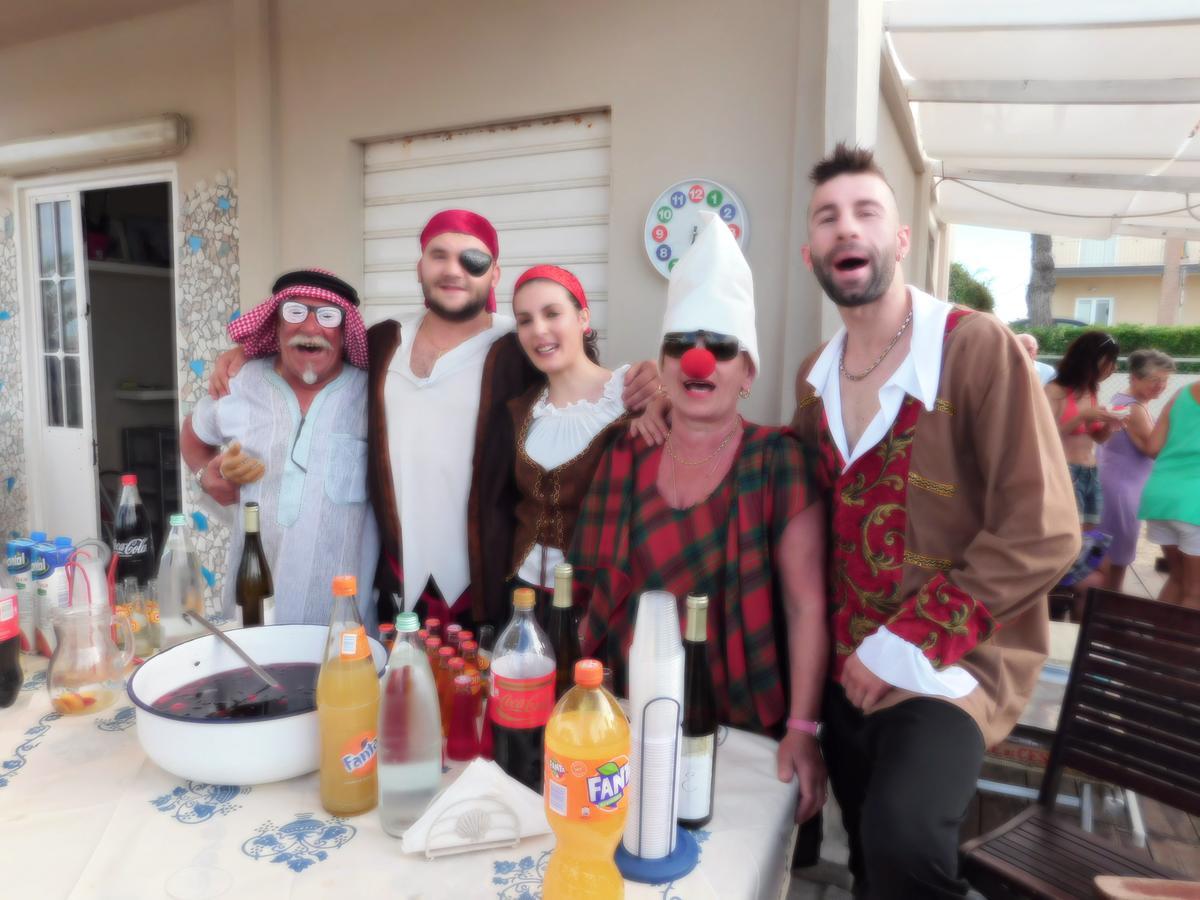 Hotel Dolores Rimini Eksteriør bilde