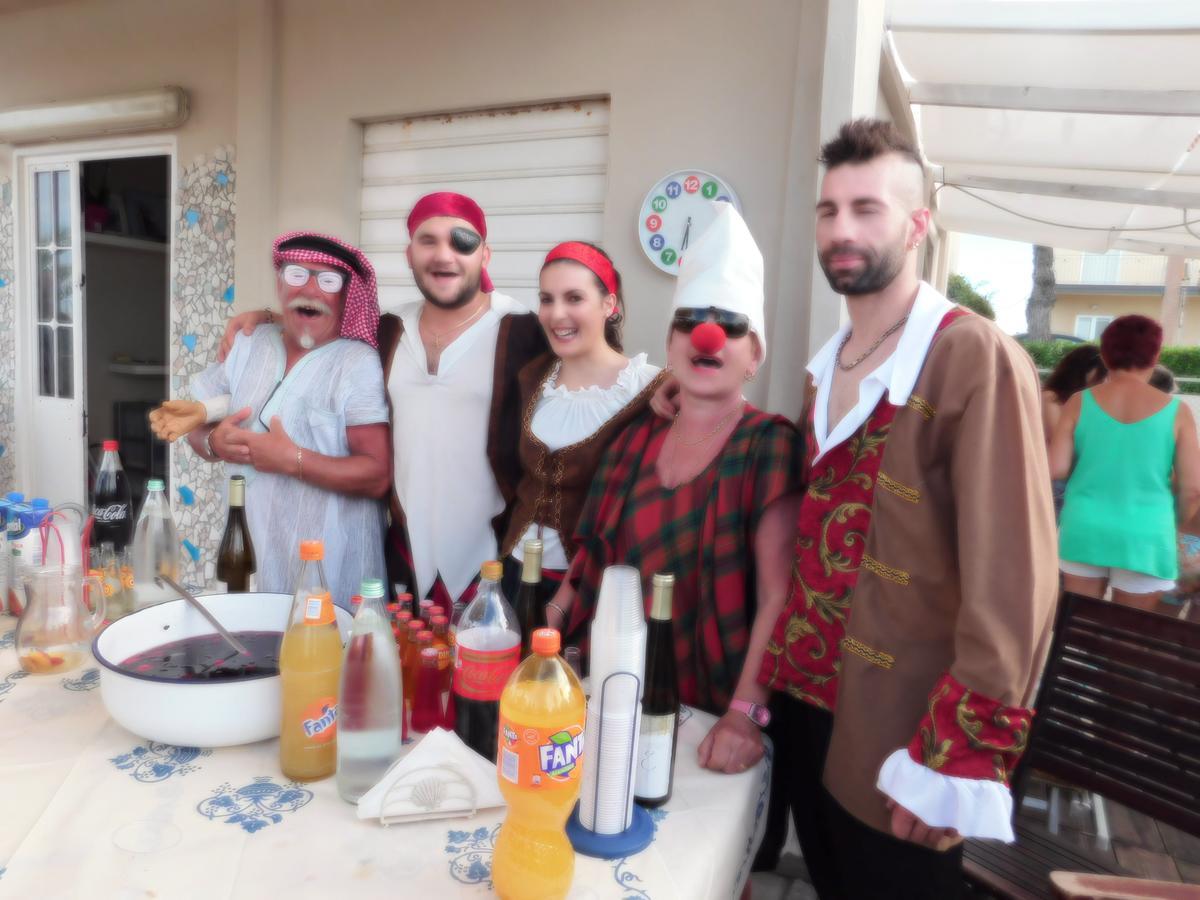 Hotel Dolores Rimini Eksteriør bilde