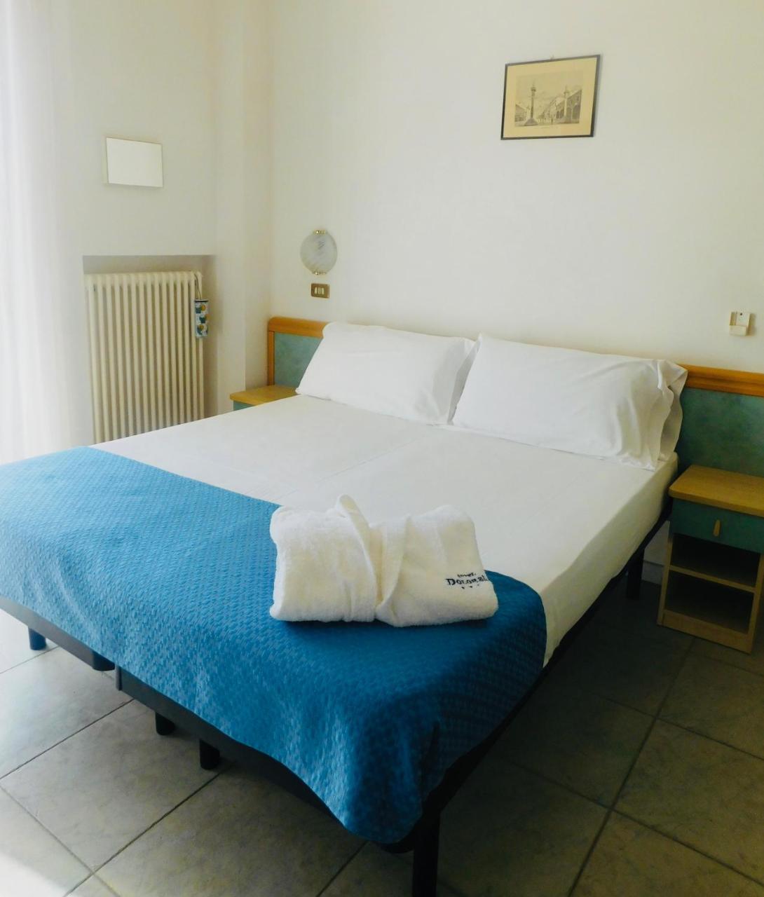 Hotel Dolores Rimini Eksteriør bilde