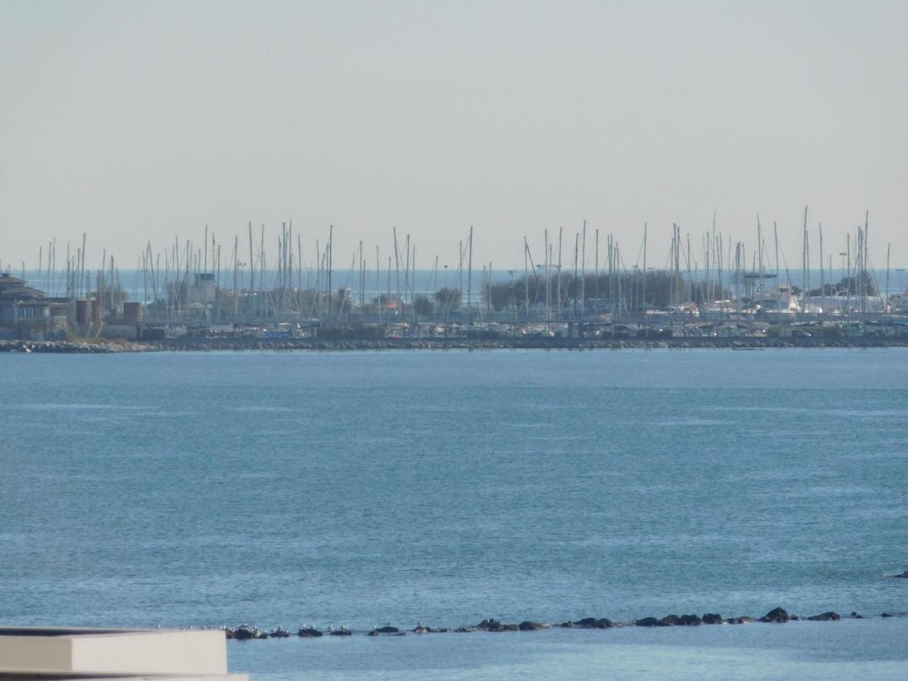 Hotel Dolores Rimini Eksteriør bilde
